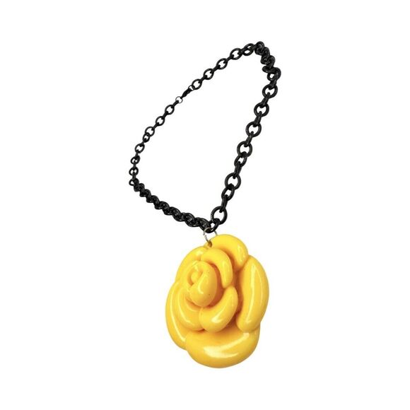 VTG Yellow Molded Rose Pendant Necklace 16” Black Chain Cottagecore Bold - Picture 7 of 14